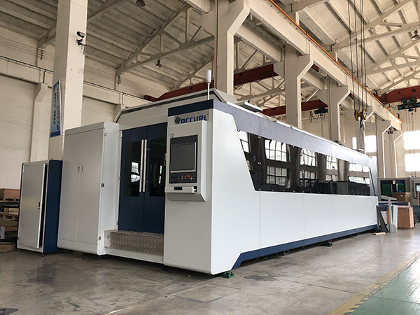 1000W 1500W 2KW 3000W 4KW CNC bakal laser cutting machine