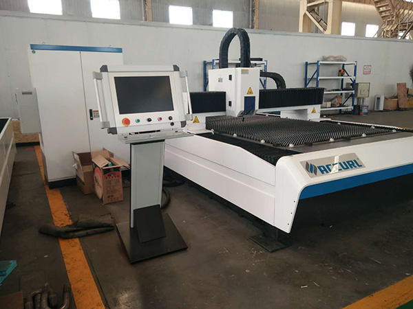 Fibre Laser Cutting Machine Para sa Stainless Steel, Aluminum, Brass Metal Sheet