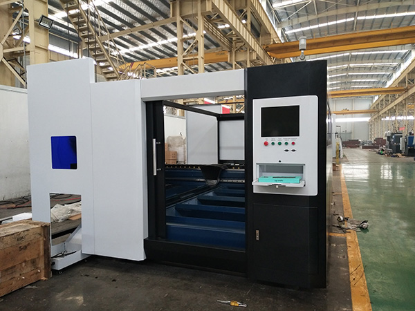 Mataas na Katumpakan 3000x1500mm Maliit 1000w 1500w Fiber Laser Cutting Machine Presyo